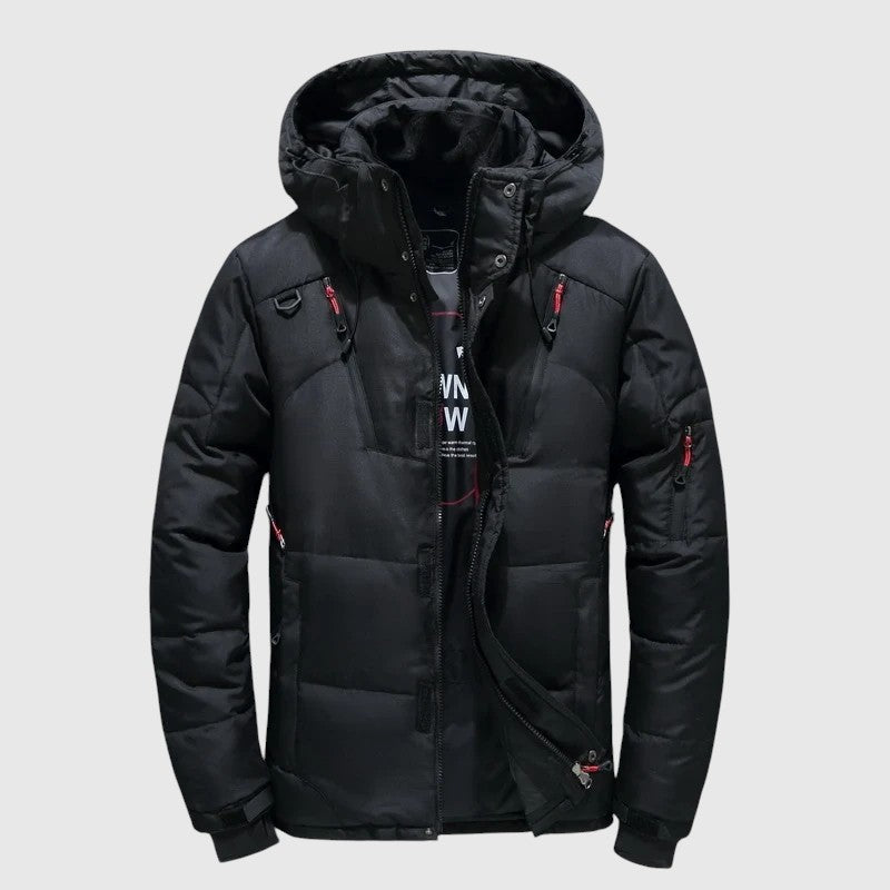 André – Pehelykönnyű dzseki kapucnival és technikai részletekkel