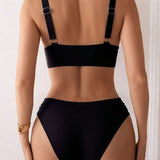 Ângela - Bikini Silhouette