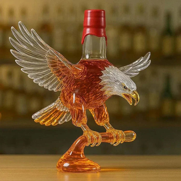 Fehérfejű sas formájú whisky üveg