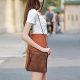 Juul - Vegán Hobo Crossbody