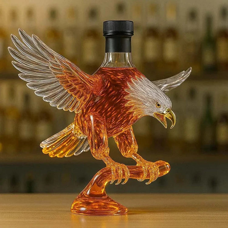 Fehérfejű sas formájú whisky üveg