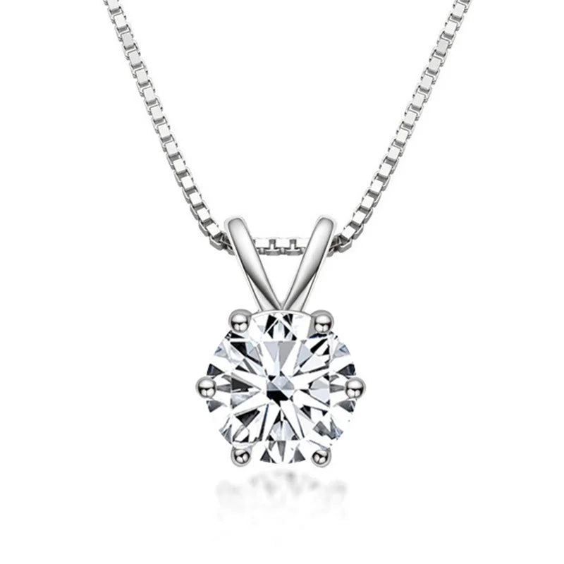 Elegáns Moissanite Solitaire Nyaklánc