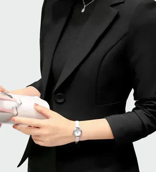 Dora - Elegáns fekete kabát