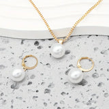 Elegáns ékszerszett gyöngyökkel